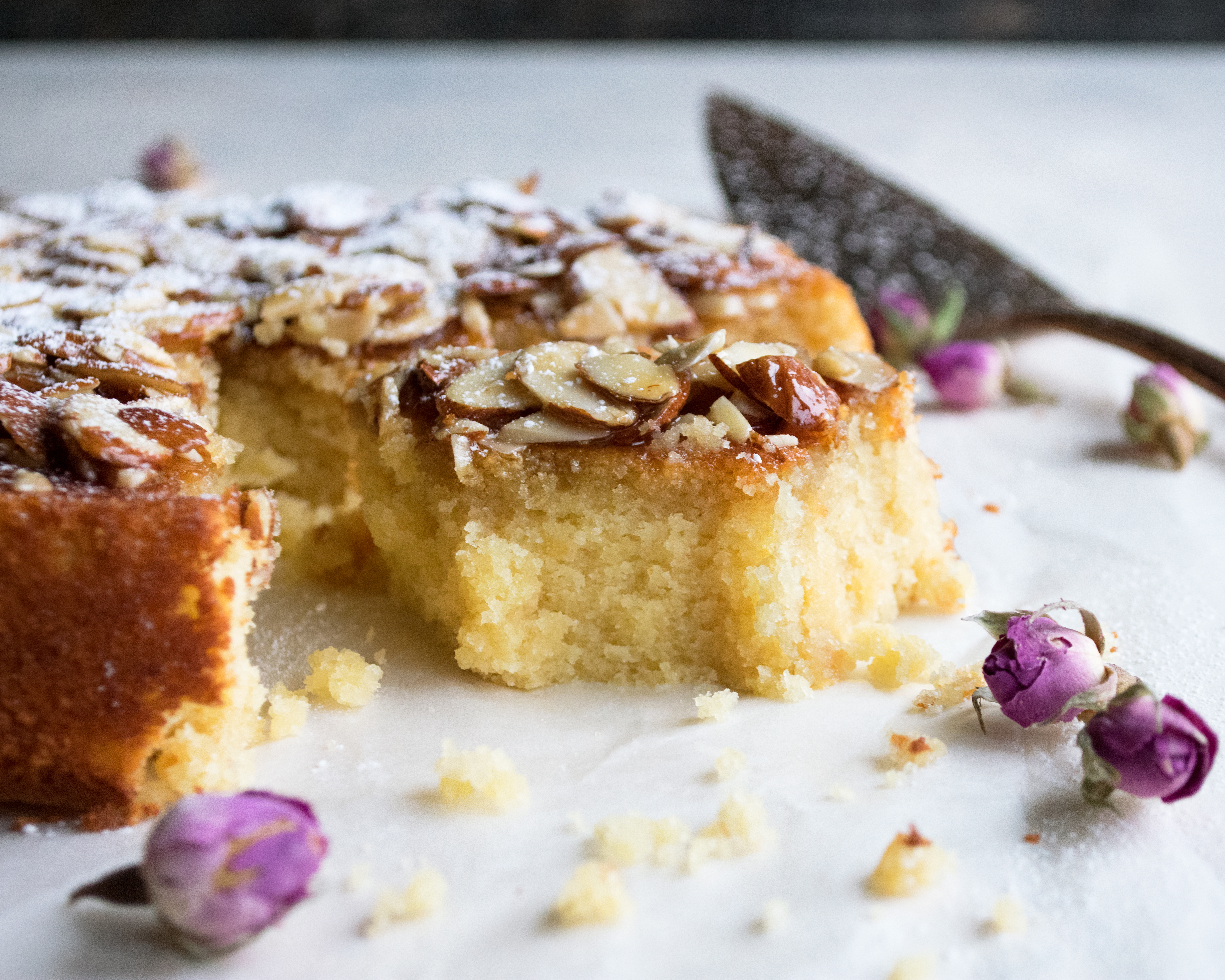 Burnt Almond Cake: A Decadent Dessert with a Crunchy Twist - Yummy Recipe