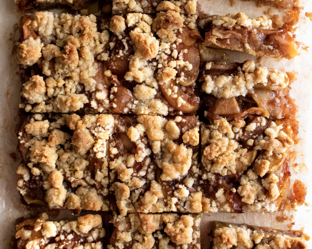 Caramelized Cinnamon Apple Crumb Bars The Original Dish